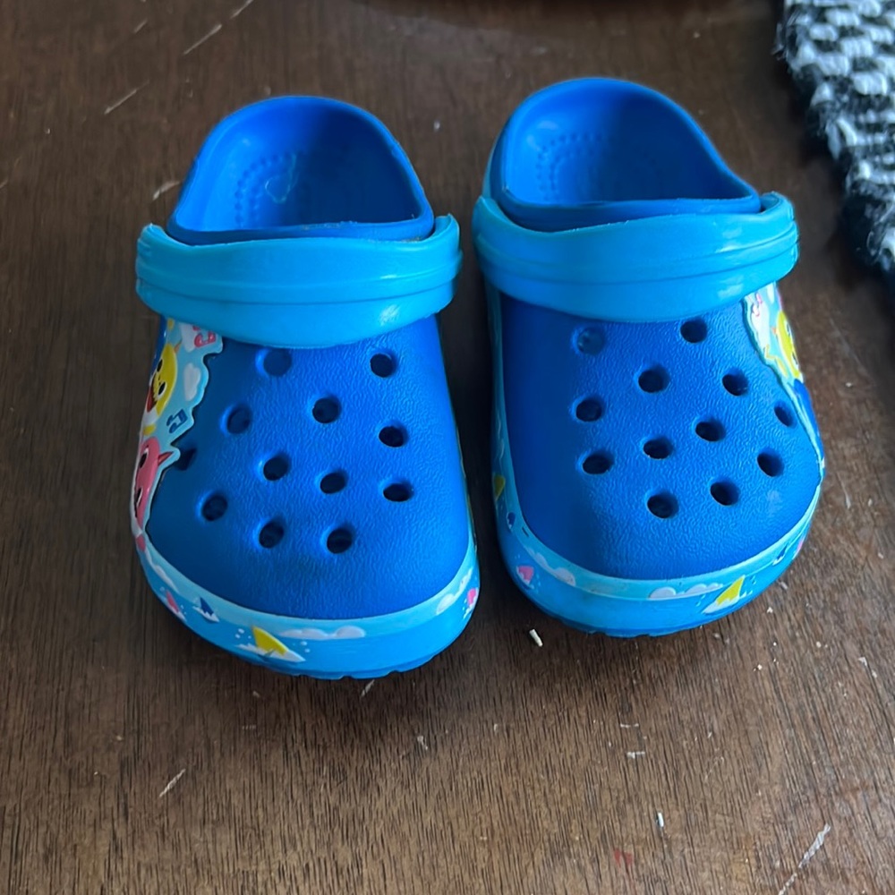 Baby Shark Crocs